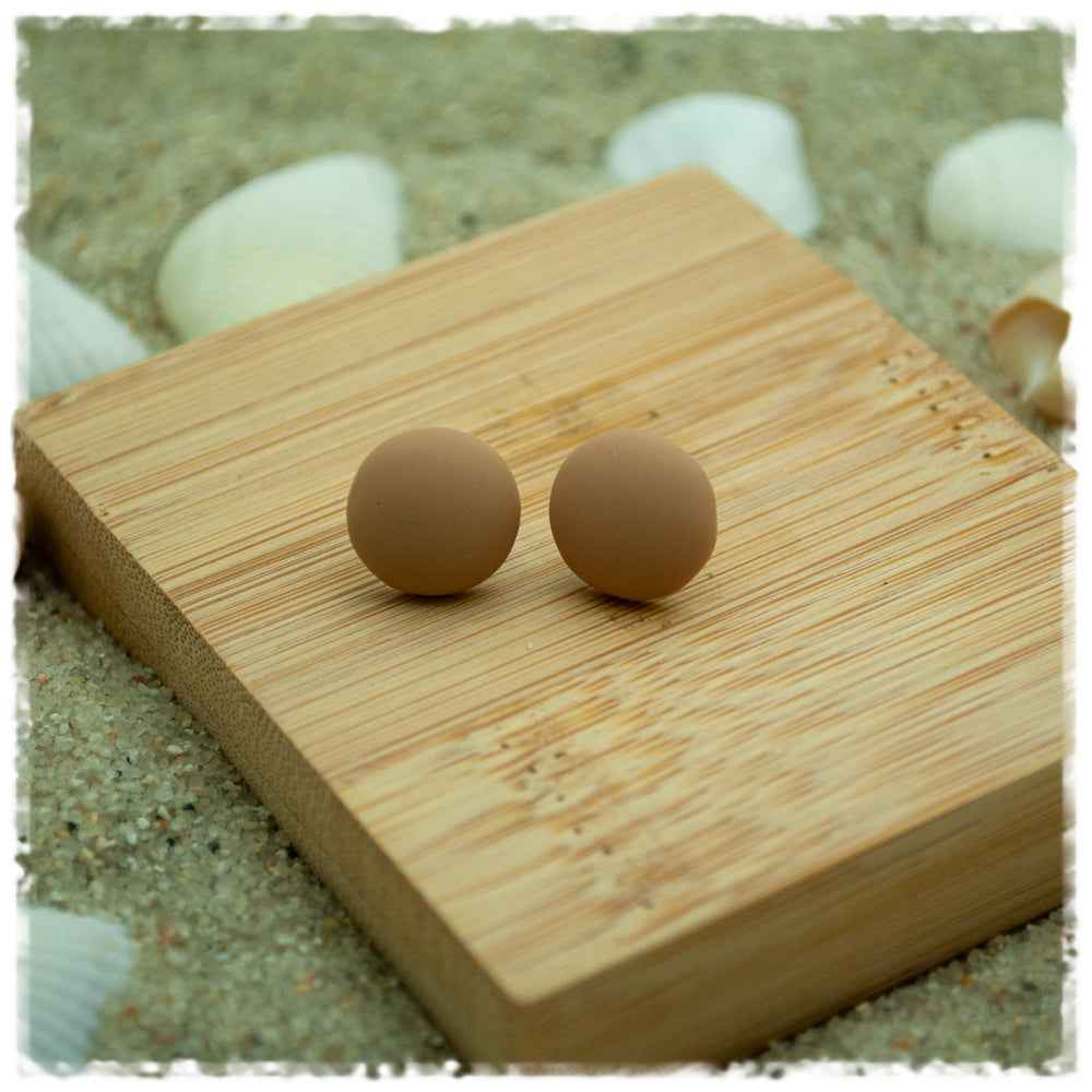 Ohrringe in 12 mm matt braun