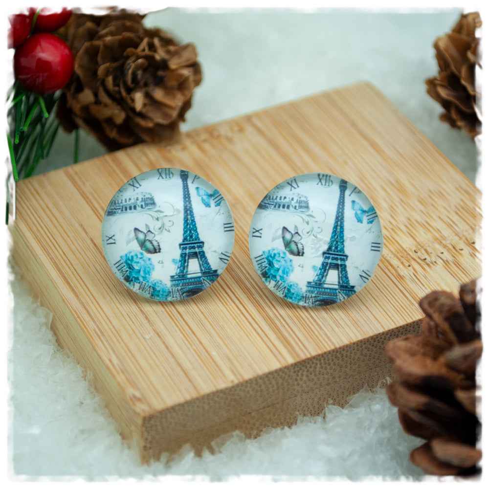 Ohrringe mit Ziffern und Eiffelturm