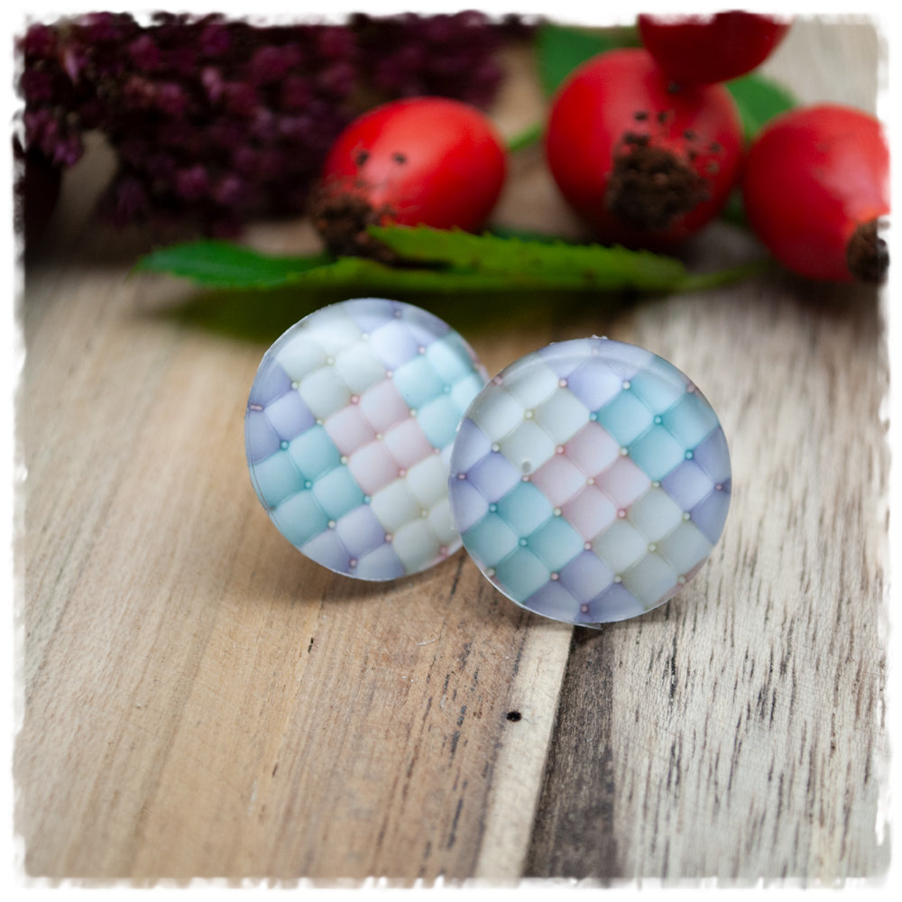 Ohrringe mit Muster in Pastelltönen