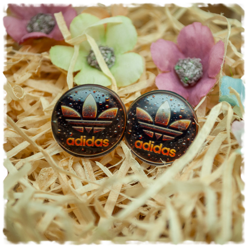 Ohrringe in 20 mm braun mit adidas und Blüte