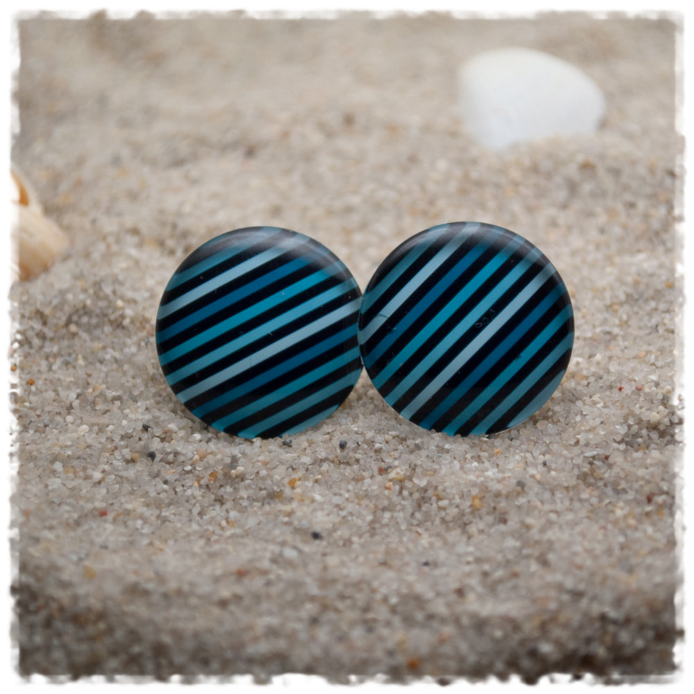 Ohrringe mit Streifen in schwarz und blau