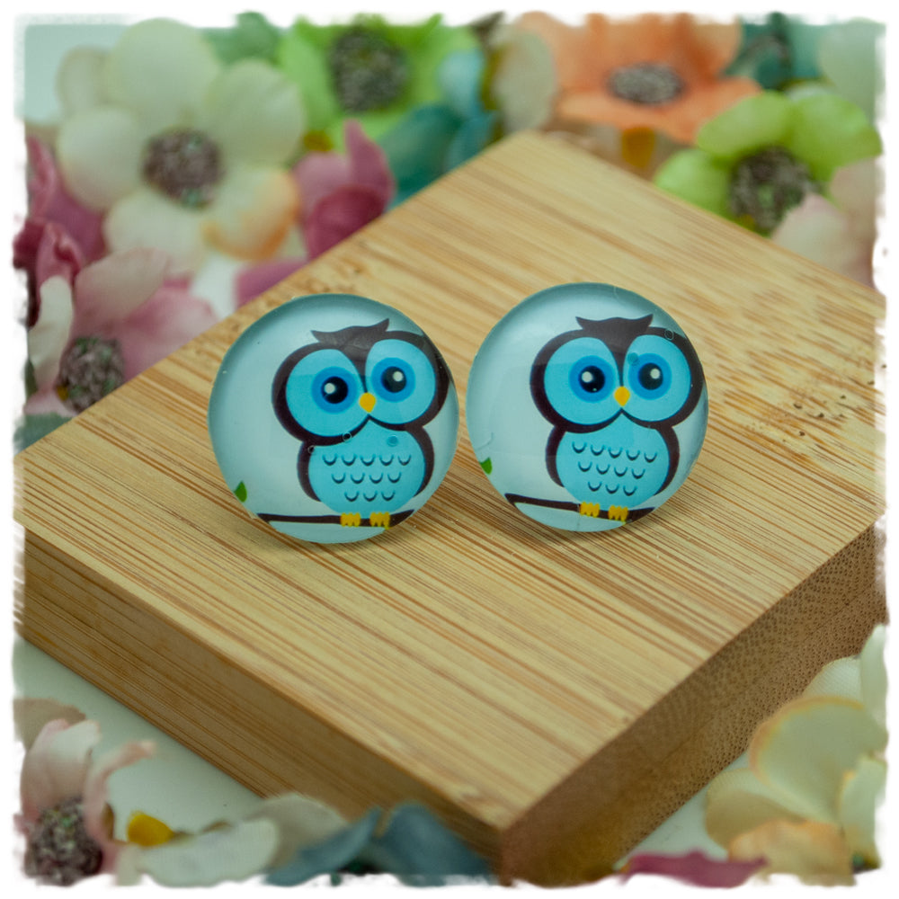 Ohrringe weiß mit kleiner blauen Eule - Jackelina