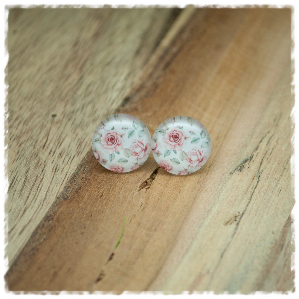 Ohrringe in 14 mm weiß mit rosa Rosen