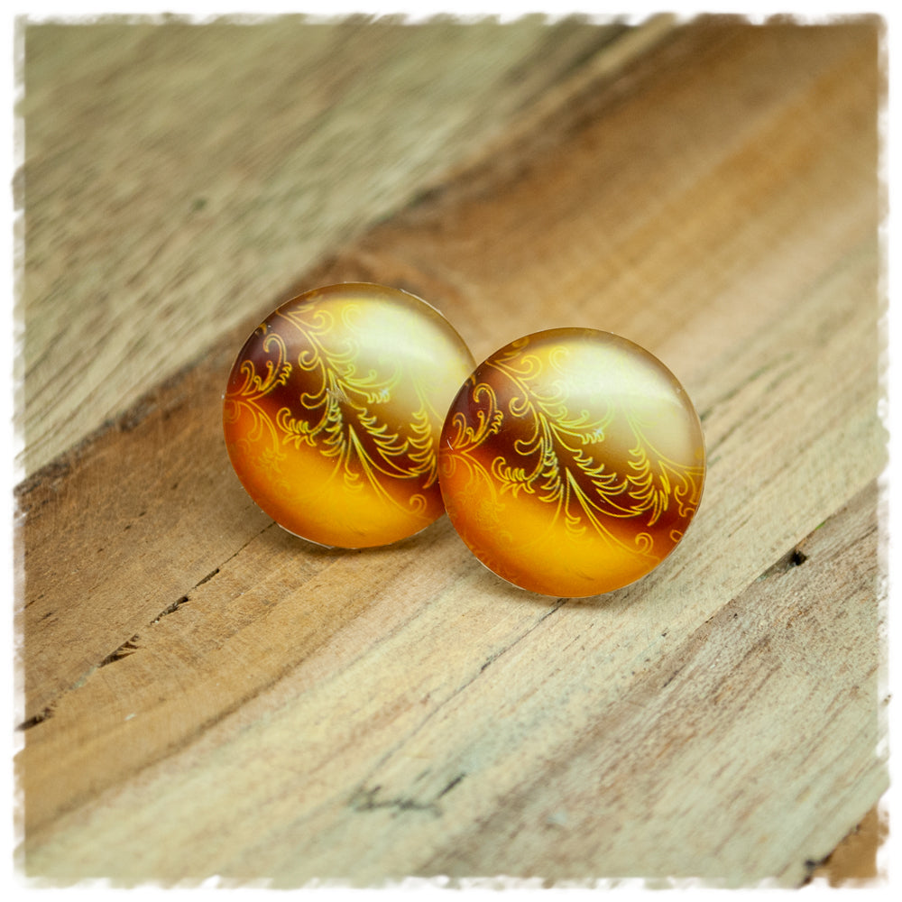 Ohrringe golden mit goldenen Ornamenten