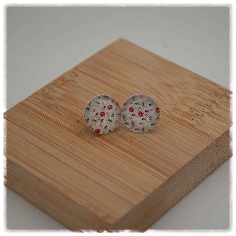 Ohrringe in 12 mm beige mit Muster