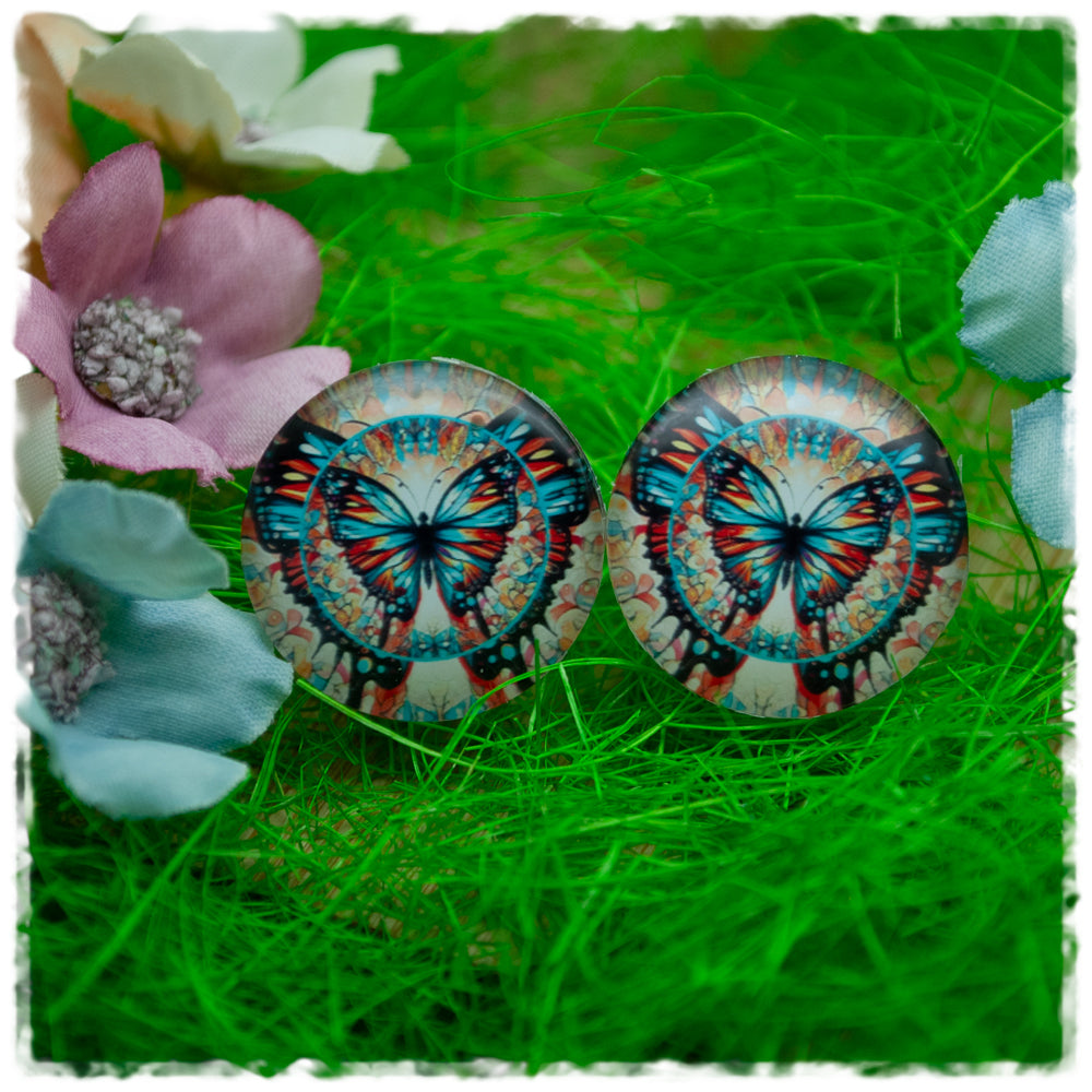 Ohrringe in 20 mm hellbraun mit Schmetterling