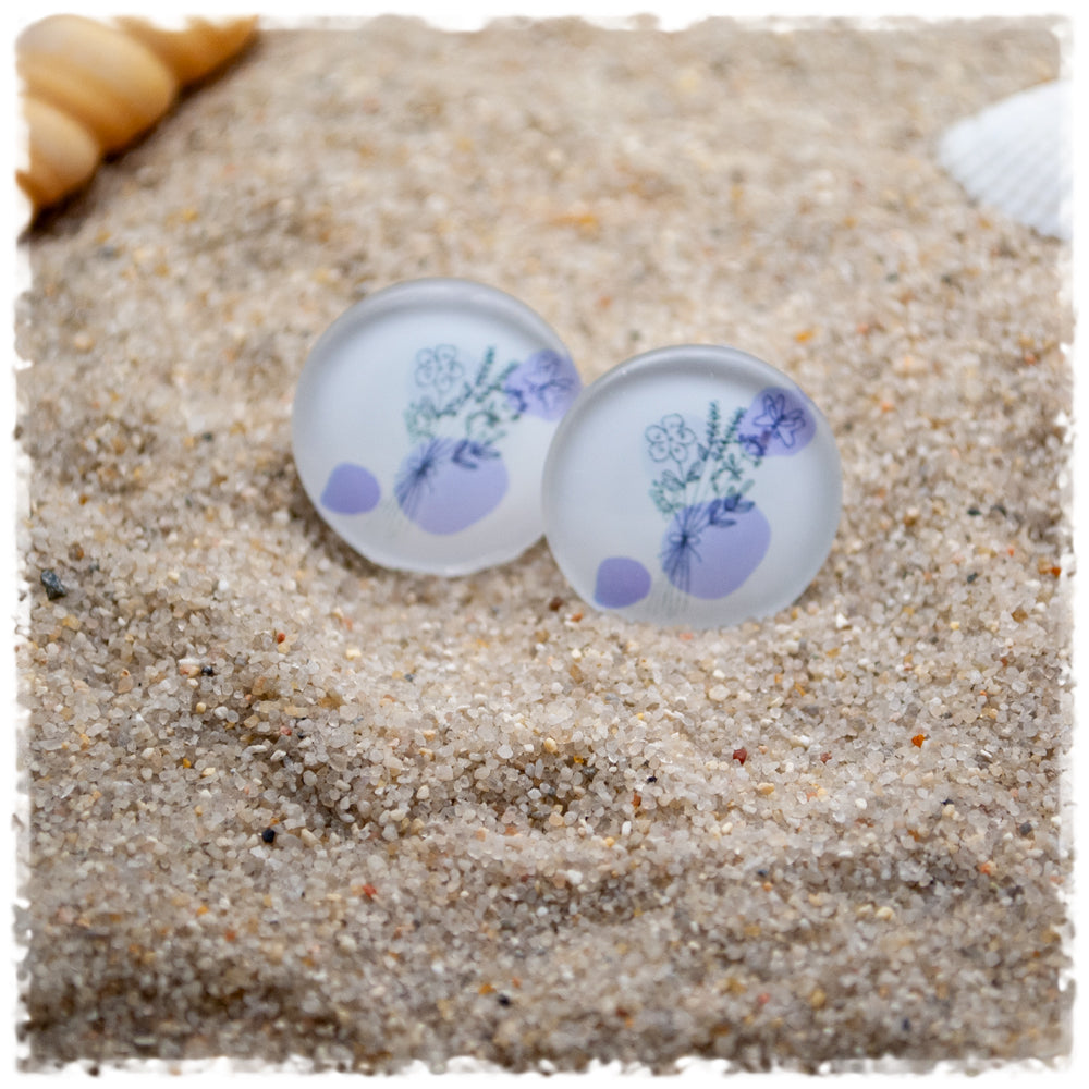 Ohrringe weiß mit lila Tupfen und gezeichneten Blumen