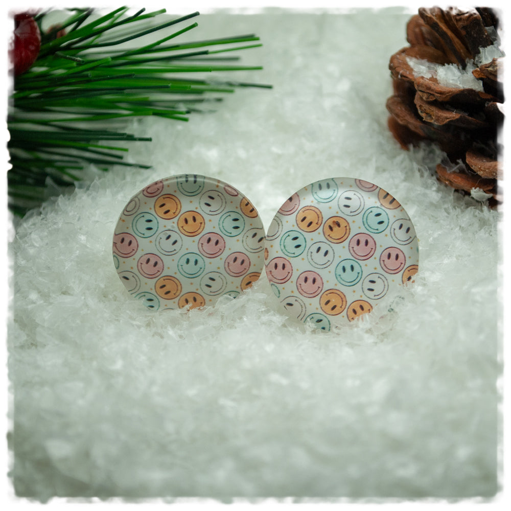 Ohrringe in 20 mm weiß mit kleinen Smileys