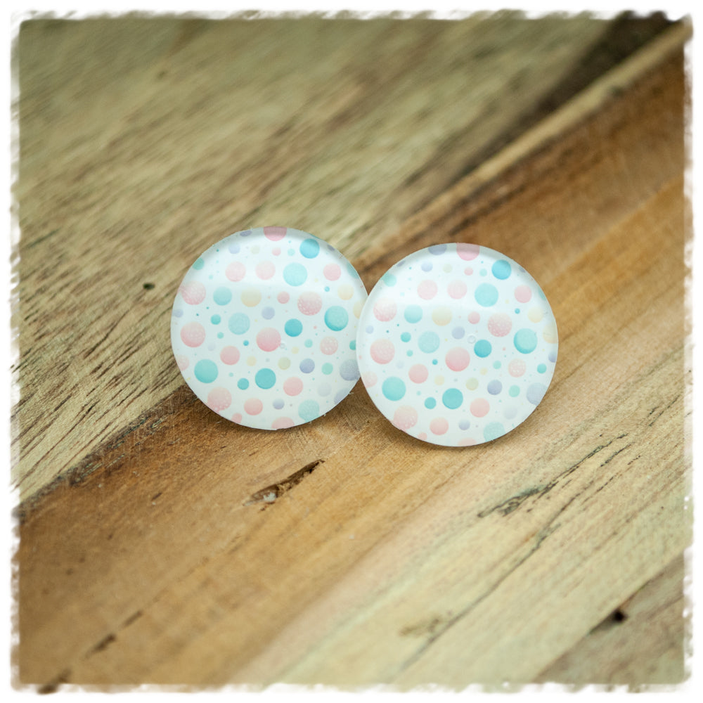 Ohrringe in 20 mm weiß mit bunten Punkten