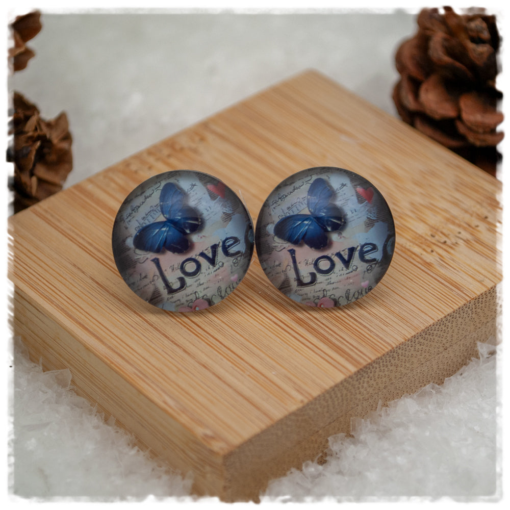 Ohrringe in 20 mm grau mit Schmetterling und love