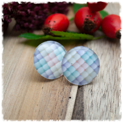 Ohrringe mit Muster in Pastelltönen