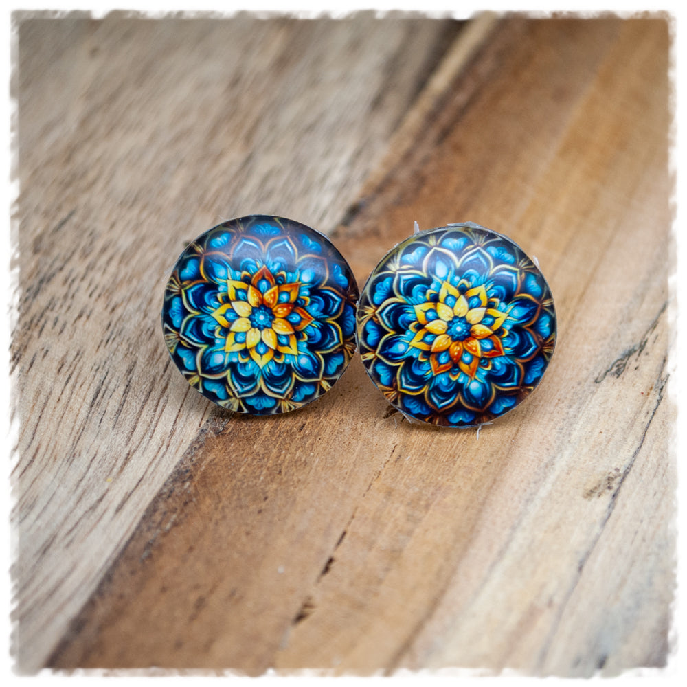 Ohrringe in 20 mm blau mit goldenem Mandala