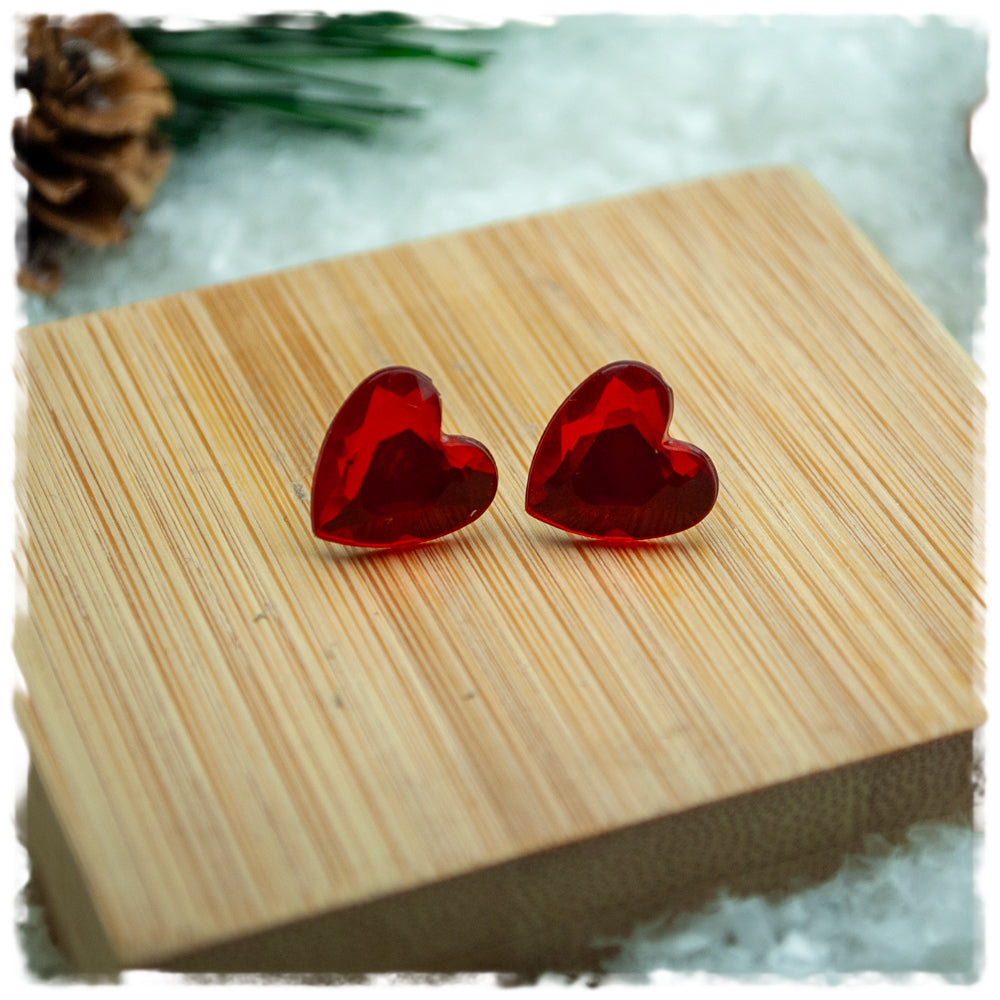 Herzohrringe in 12 mm rot mit Schliff