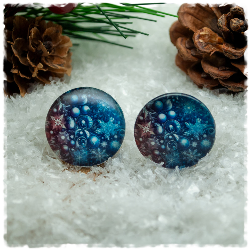Ohrringe rot blau mit Schneeflocken und Weihnachtskugeln