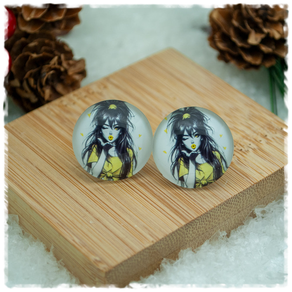 Ohrringe in 20 mm Mädchen mit gelber Bluse