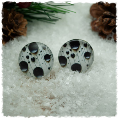 Ohrringe weiß mit schwarzen Punkten und Strichen