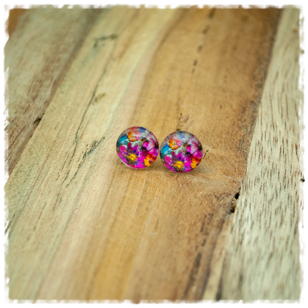 Ohrringe in 10 mm beige mit pinken Blüten