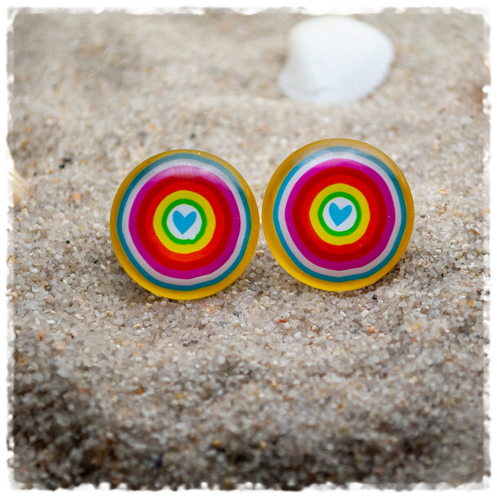 Ohrringe in 20 mm bunte Ringe mit Herz