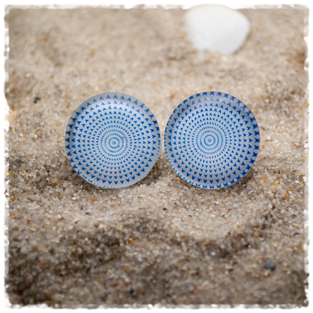 Ohrringe in 20 mm weiß blau gemustert