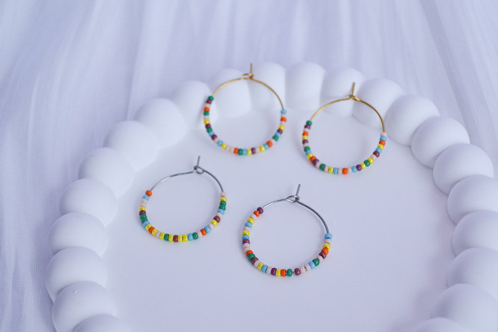 Creolen mit Perlen - Regenbogen Boho