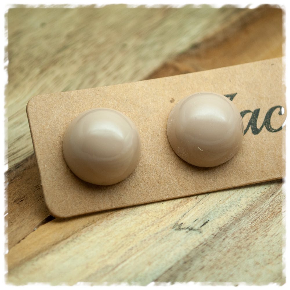 Ohrringe in 18 mm taupe glänzend