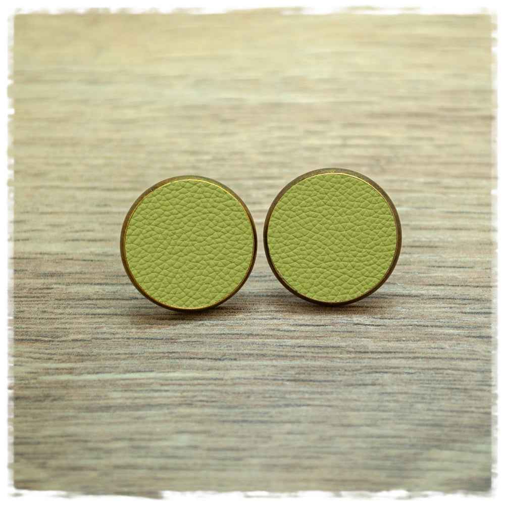 Lederohrringe hellgrün mit Fassung in bronze